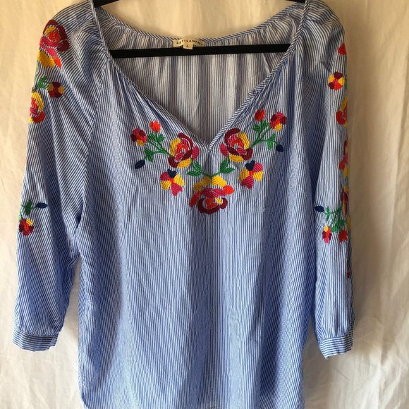 Artisan NY stripped / floral v-neck top - Picture 1 of 3